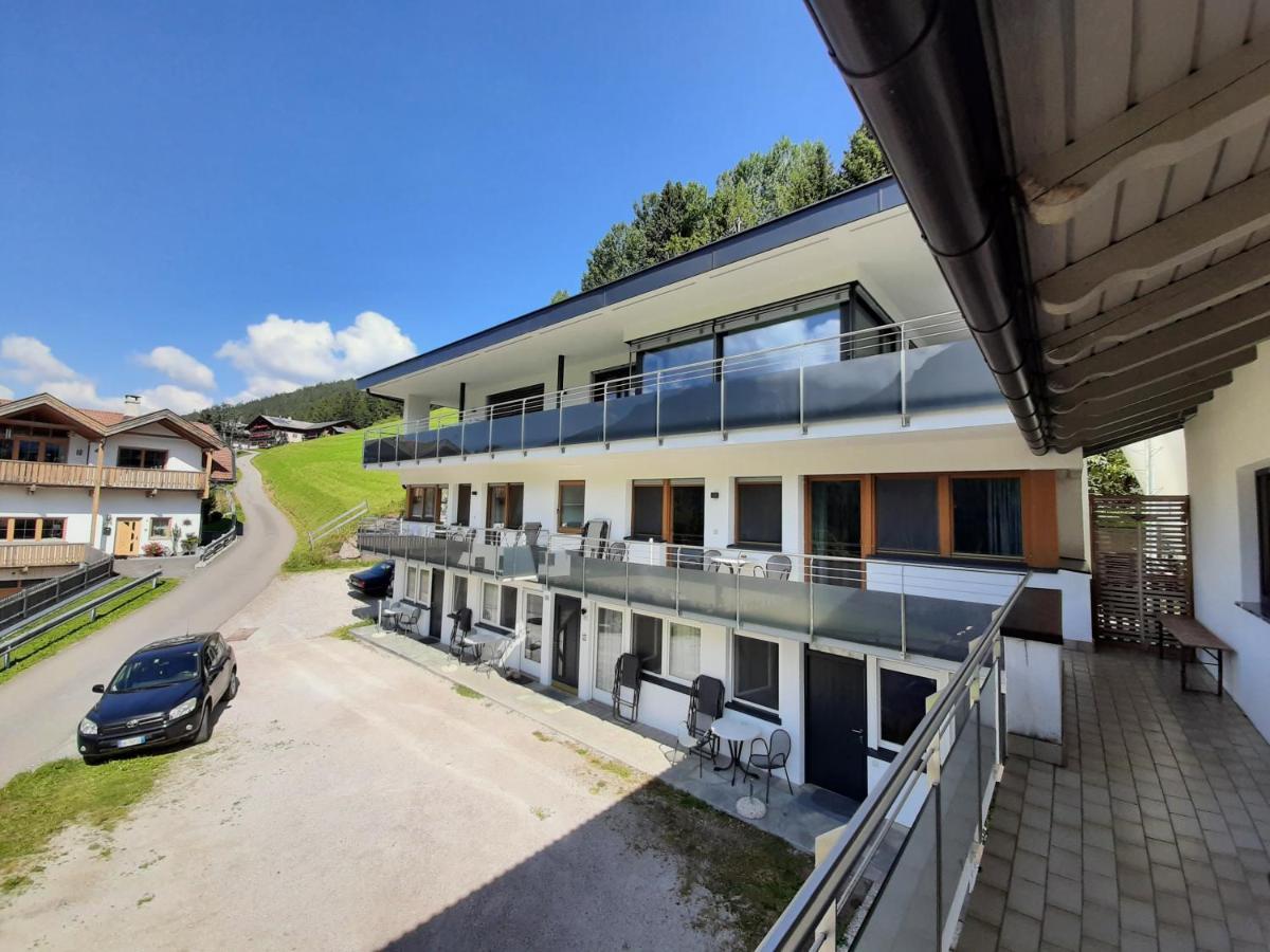 Villa Haunold Sexten Luaran gambar